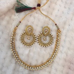 Pearls and stone neckless and earring set